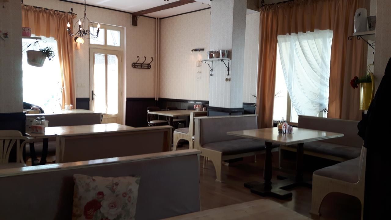 Отель Primavera 1 Hotel Пазарджик-24